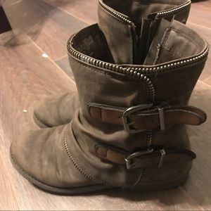 Brown Zipper “Not Rated” Boots